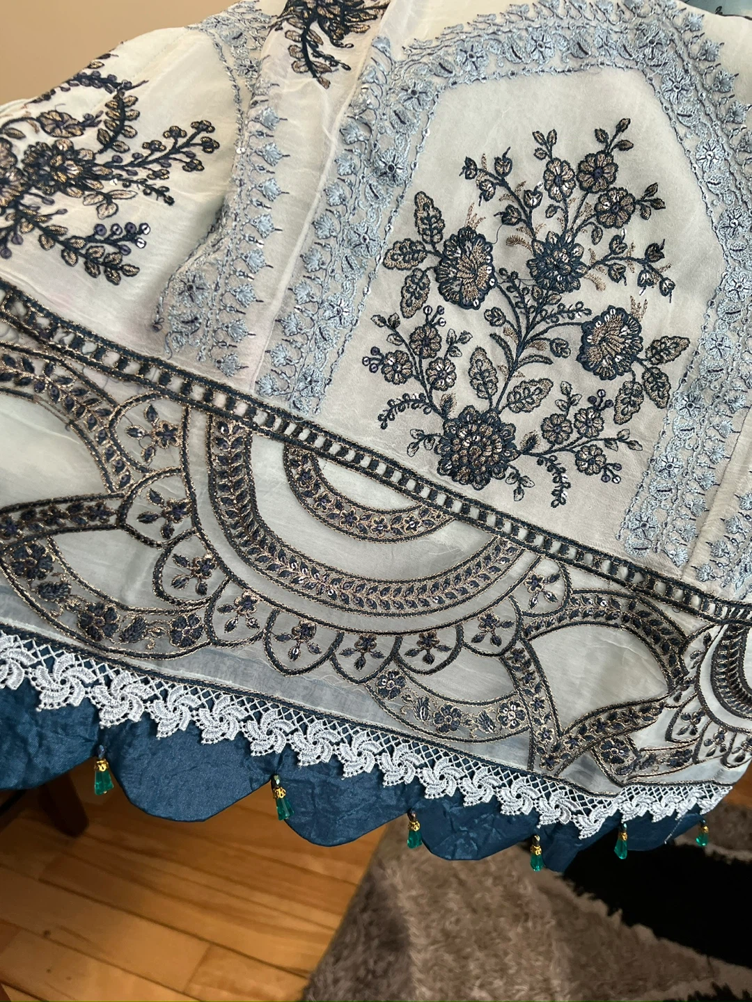 Beautiful Chiffon Embroidered 3 Pcs Suit - photo 4