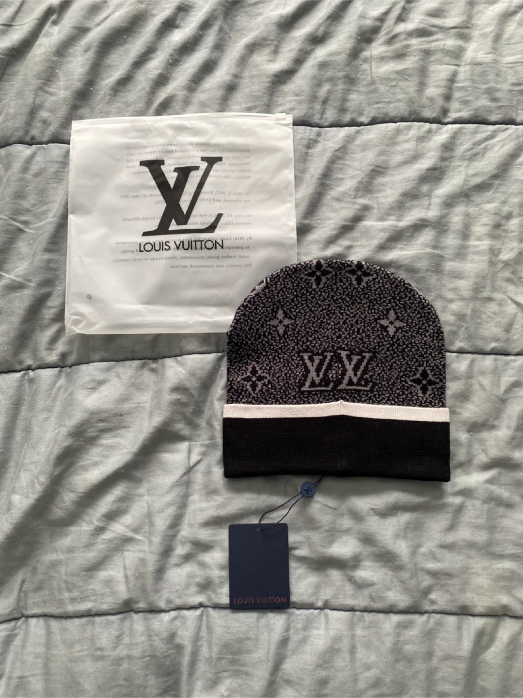 Louis Vuitton Monogram Beanie Hat - photo 2