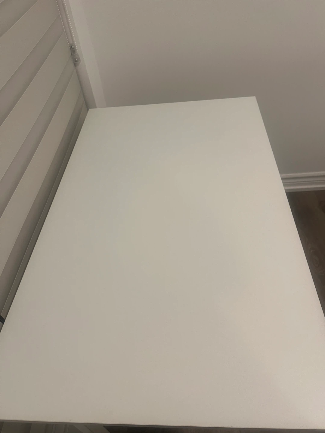 Moving sale! White Folding Desk - 47.2in - photo 2