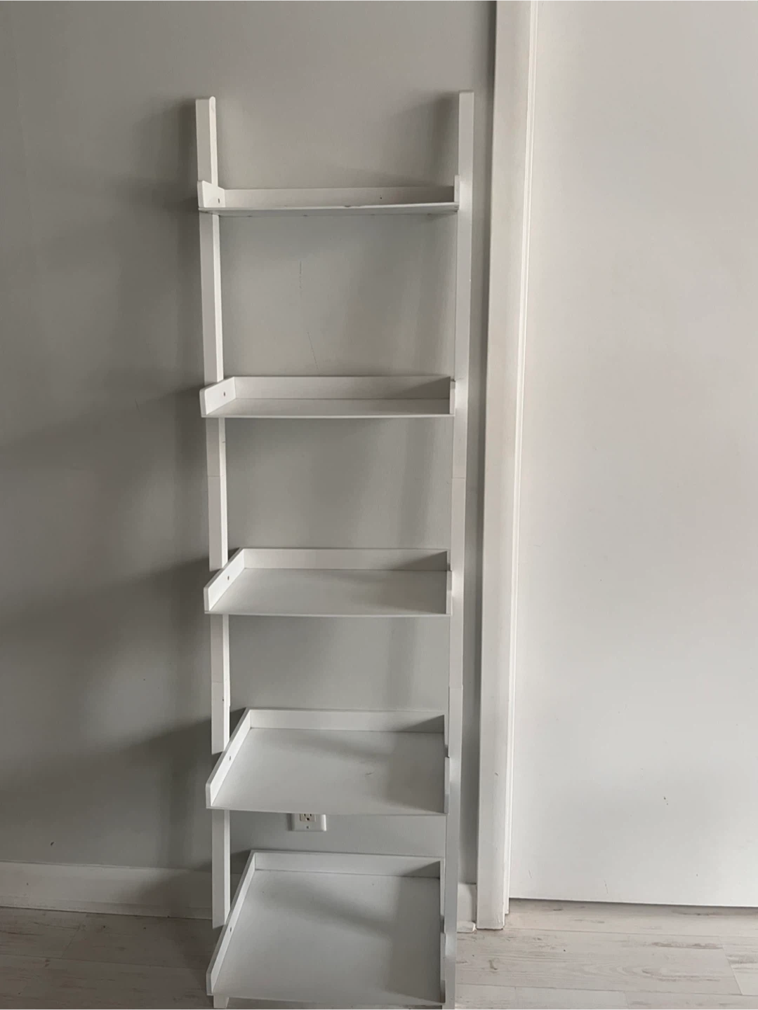 White Ladder Shelf - photo 2
