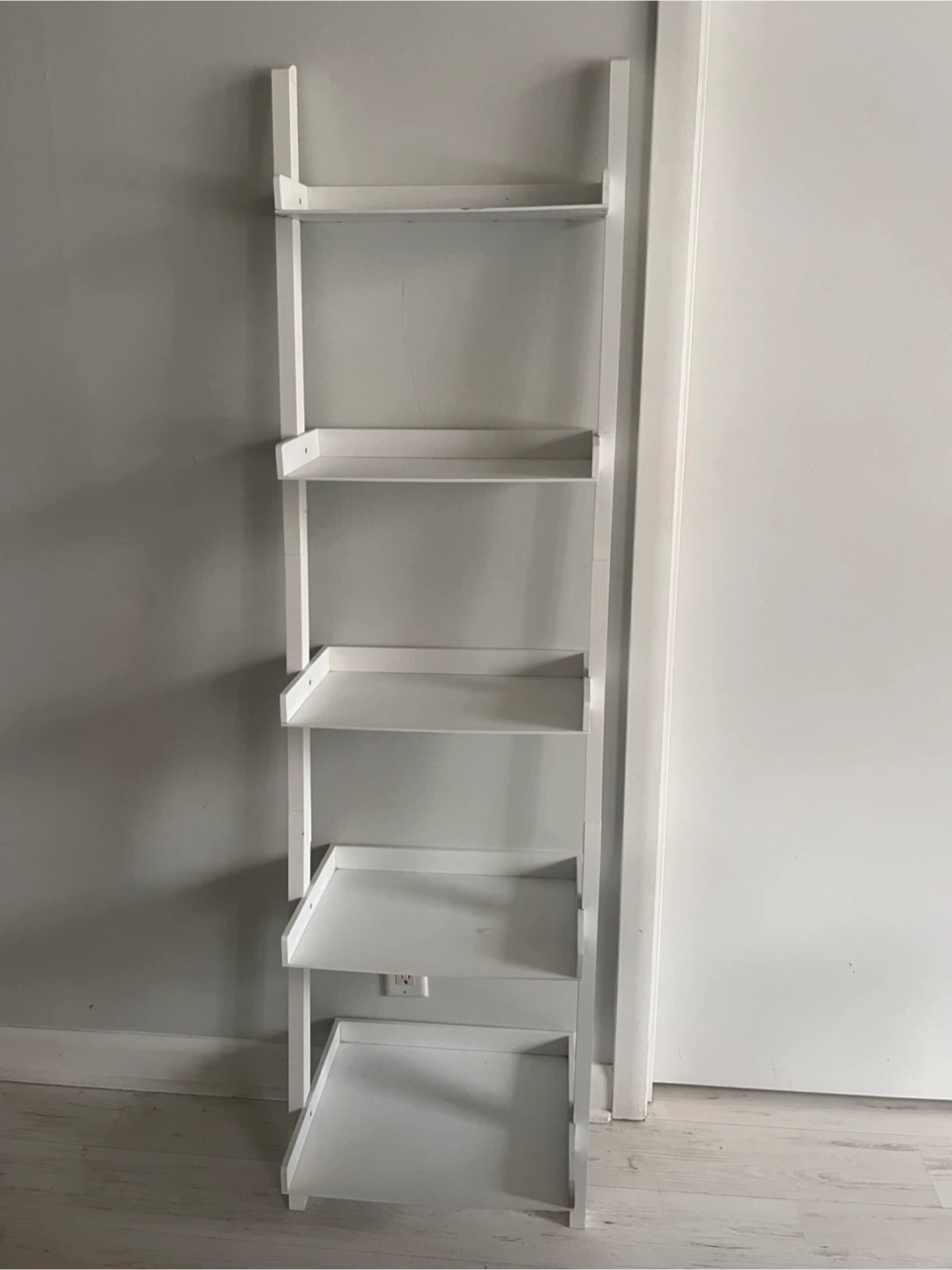 White Ladder Shelf