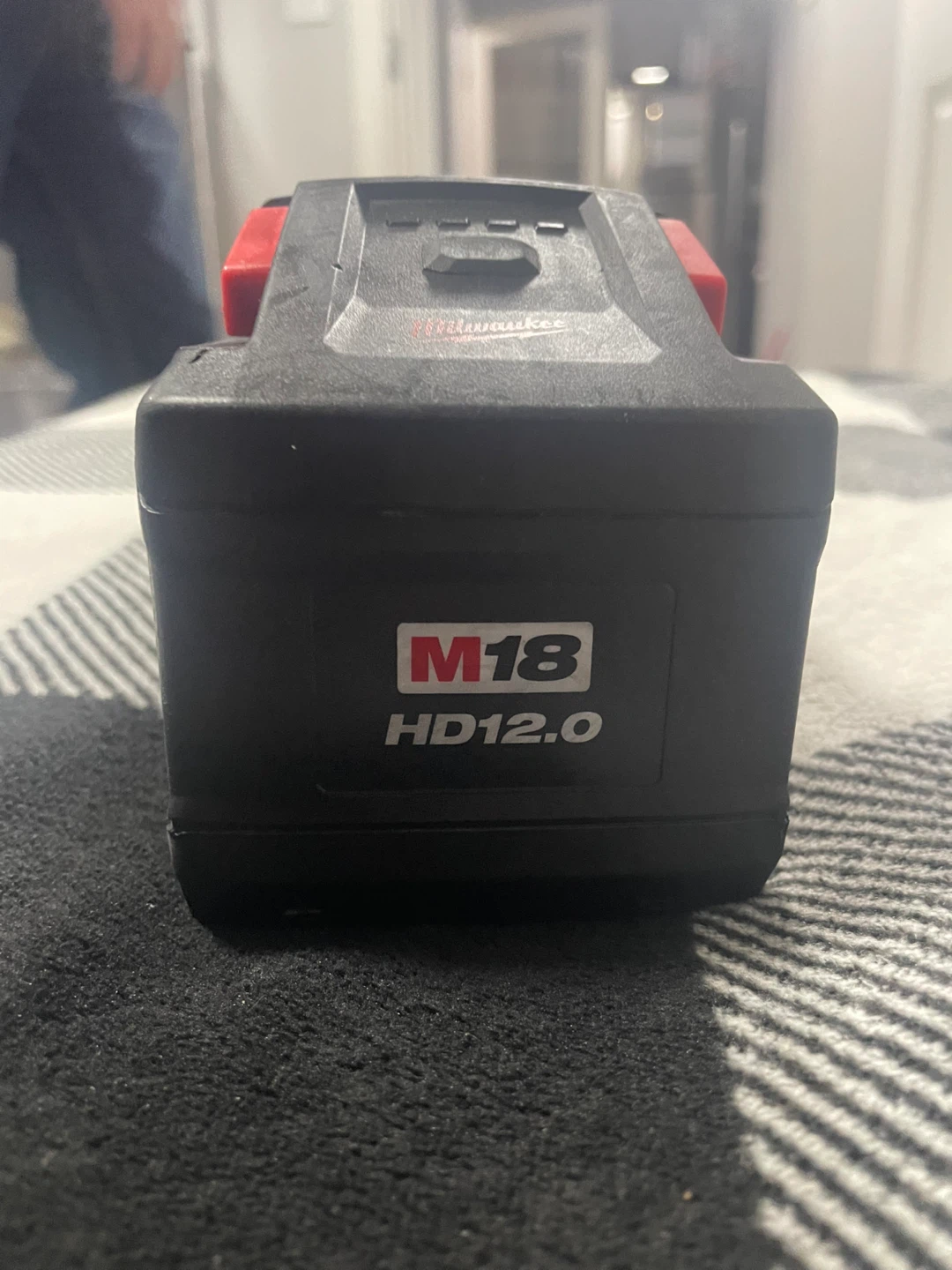 Milwaukee M18 REDLITHIUM FORGE 12.0 Ah Battery - photo 3