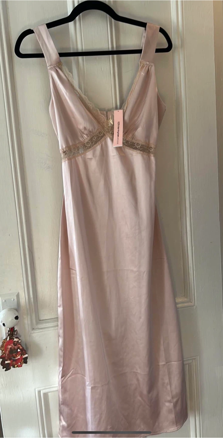 ROSAROSA Pink Lace Trim Slip Dress