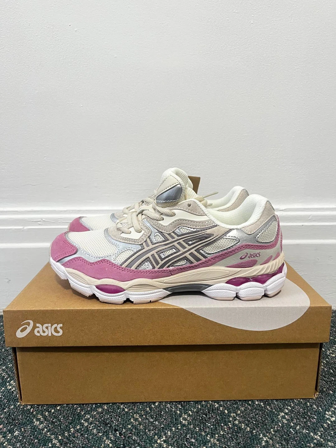 Asics GEL-NYC Women's Sneakers Beige/Pink Size 6 US