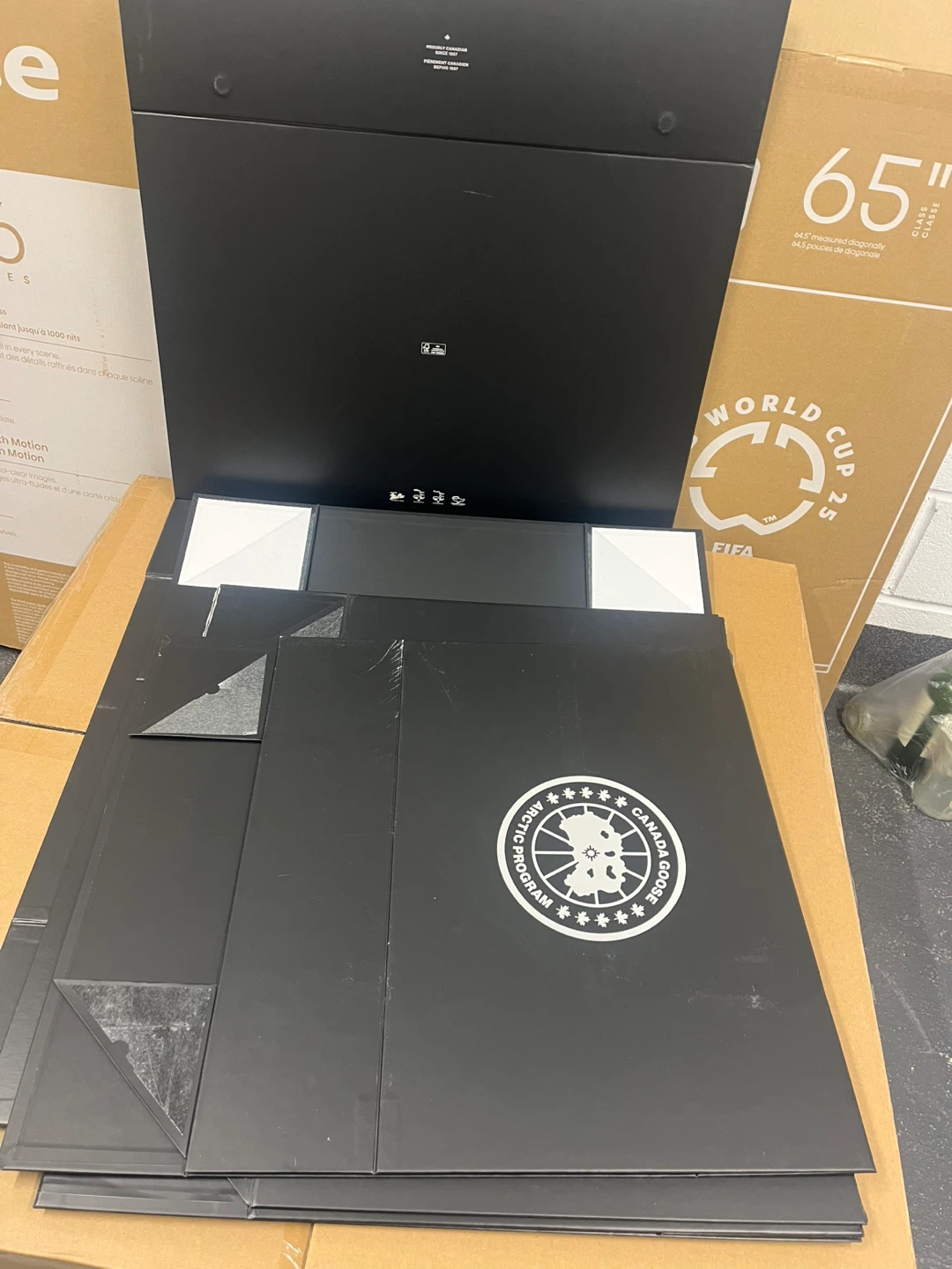 Canada Goose Arctic Program Black Folding Gift Box