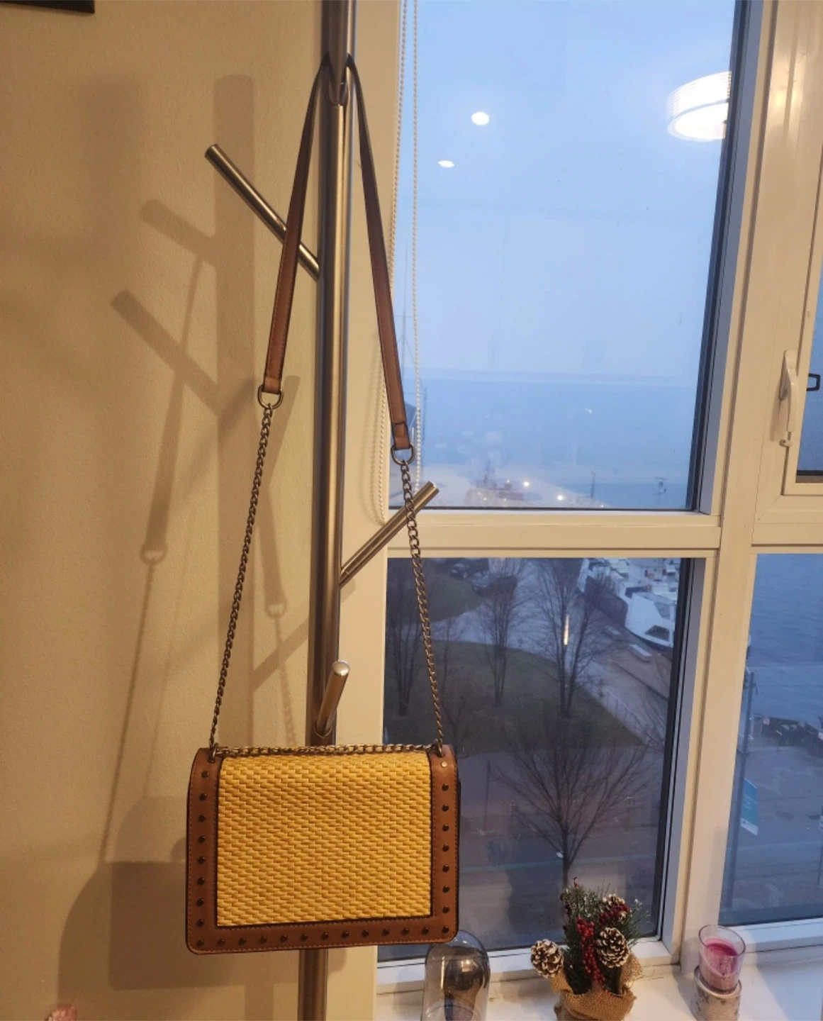 Brown Faux Leather & Straw Crossbody Bag - photo 5