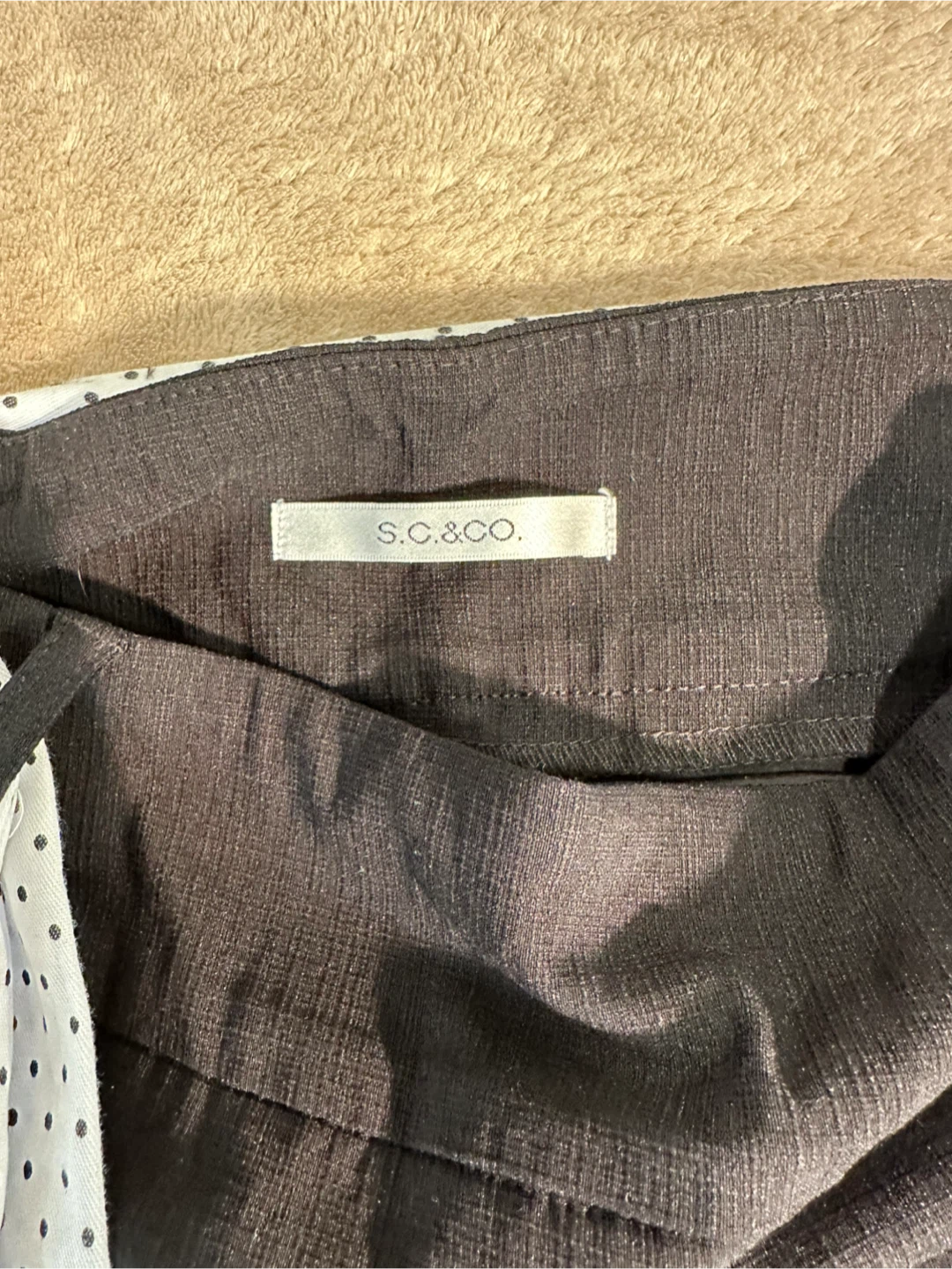 S.C. & CO. Black Skirt with White Polka Dot Belt - photo 3