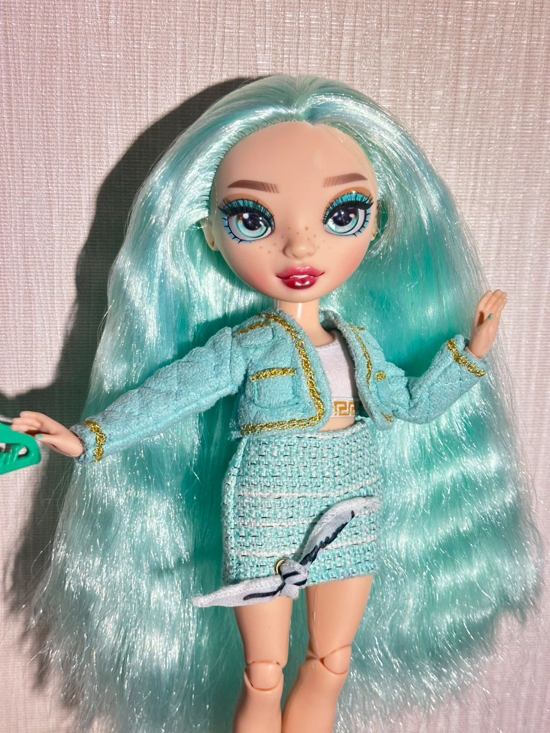 Rare Daphne Minton Rainbow High Doll - photo 5