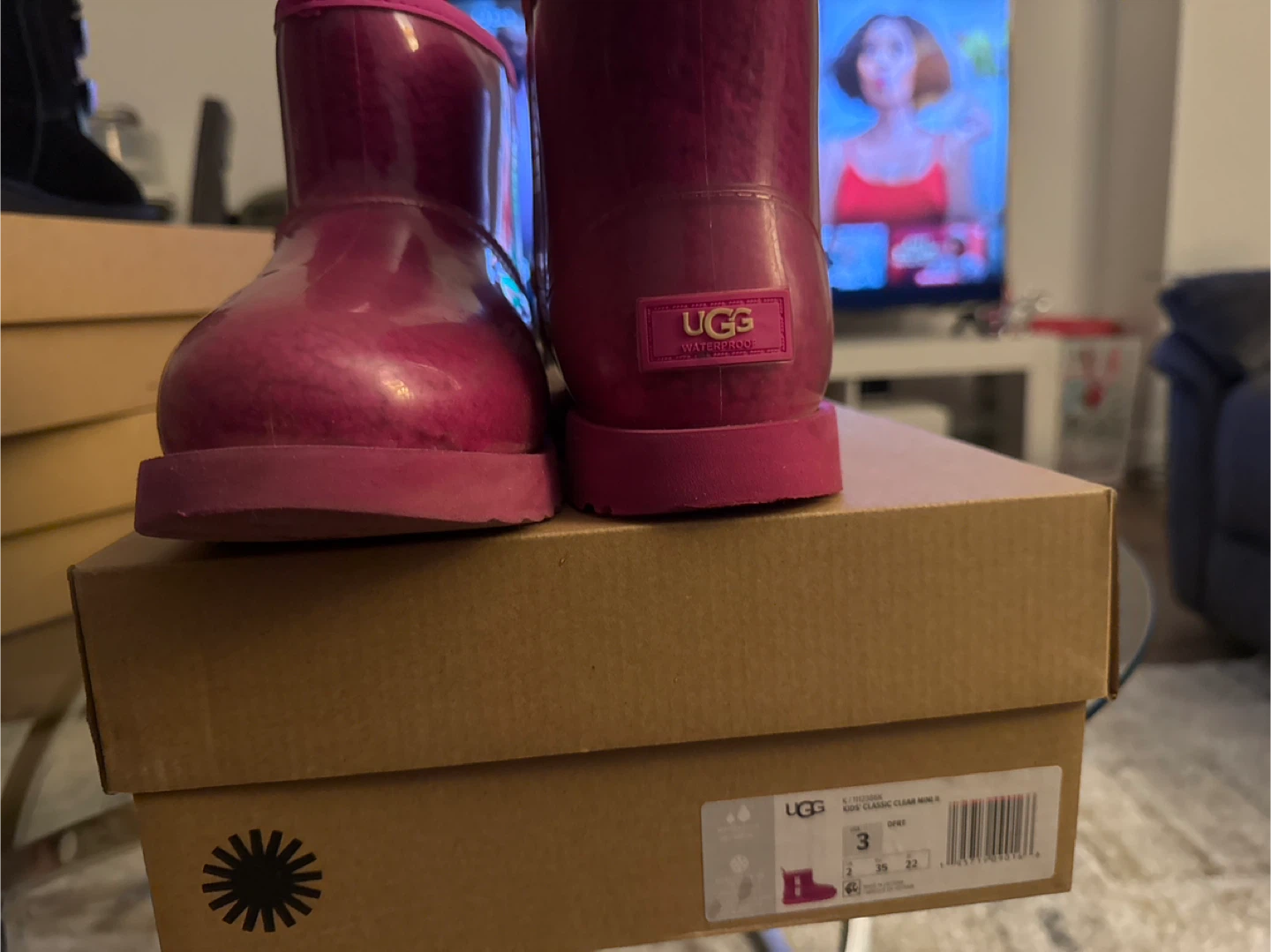 UGG Kids Pink Clear Mini Boots Size 3 - photo 3