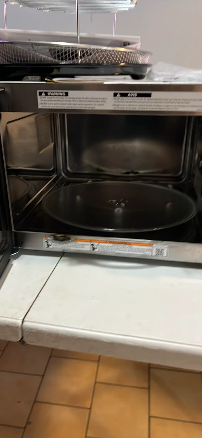 Panasonic Countertop Microwave Oven - photo 5