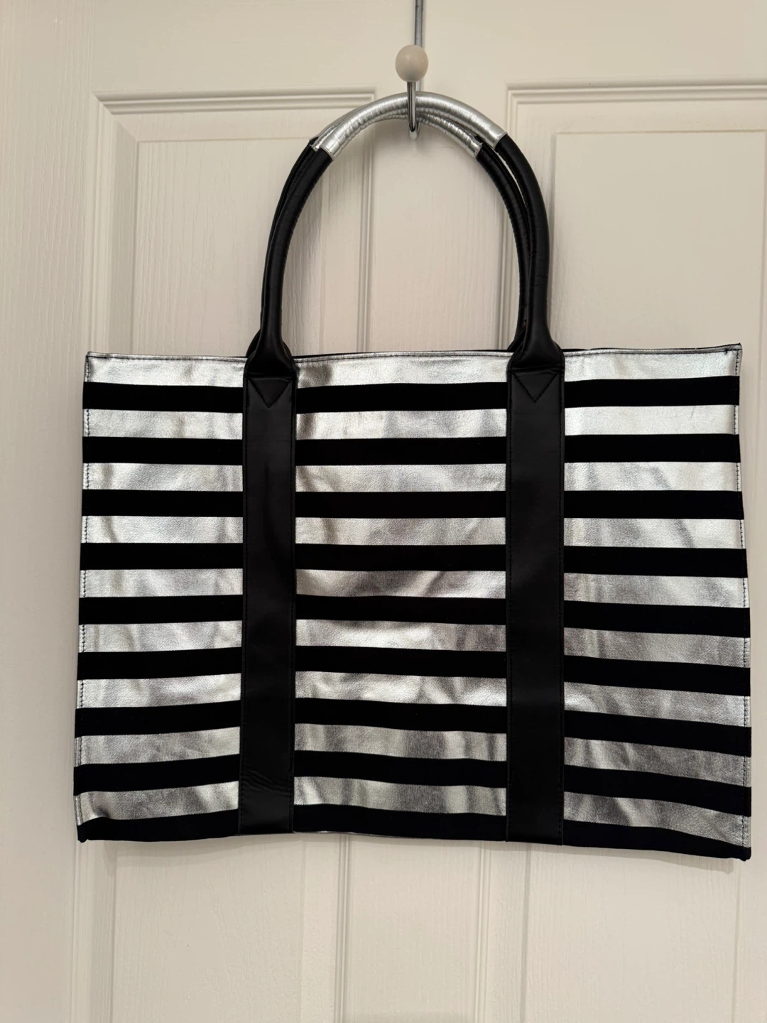 Victoria's Secret Striped Tote Bag - photo 2