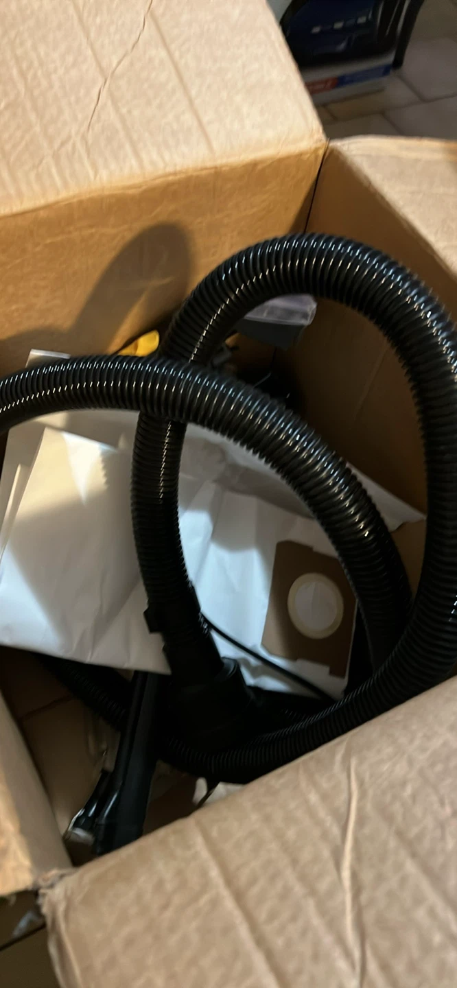 VacMaster 6 Gallon Wet/Dry Shop Vacuum - photo 2