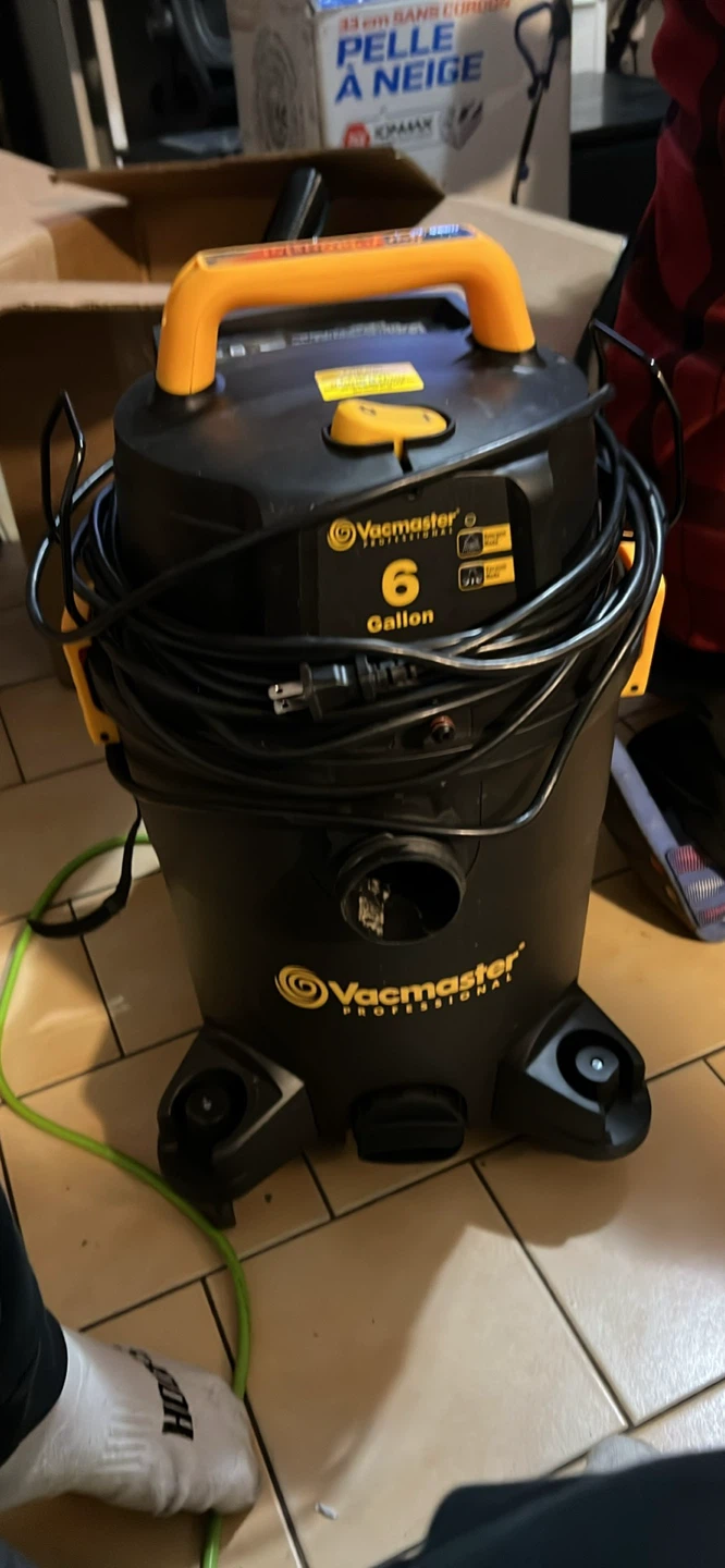 VacMaster 6 Gallon Wet/Dry Shop Vacuum
