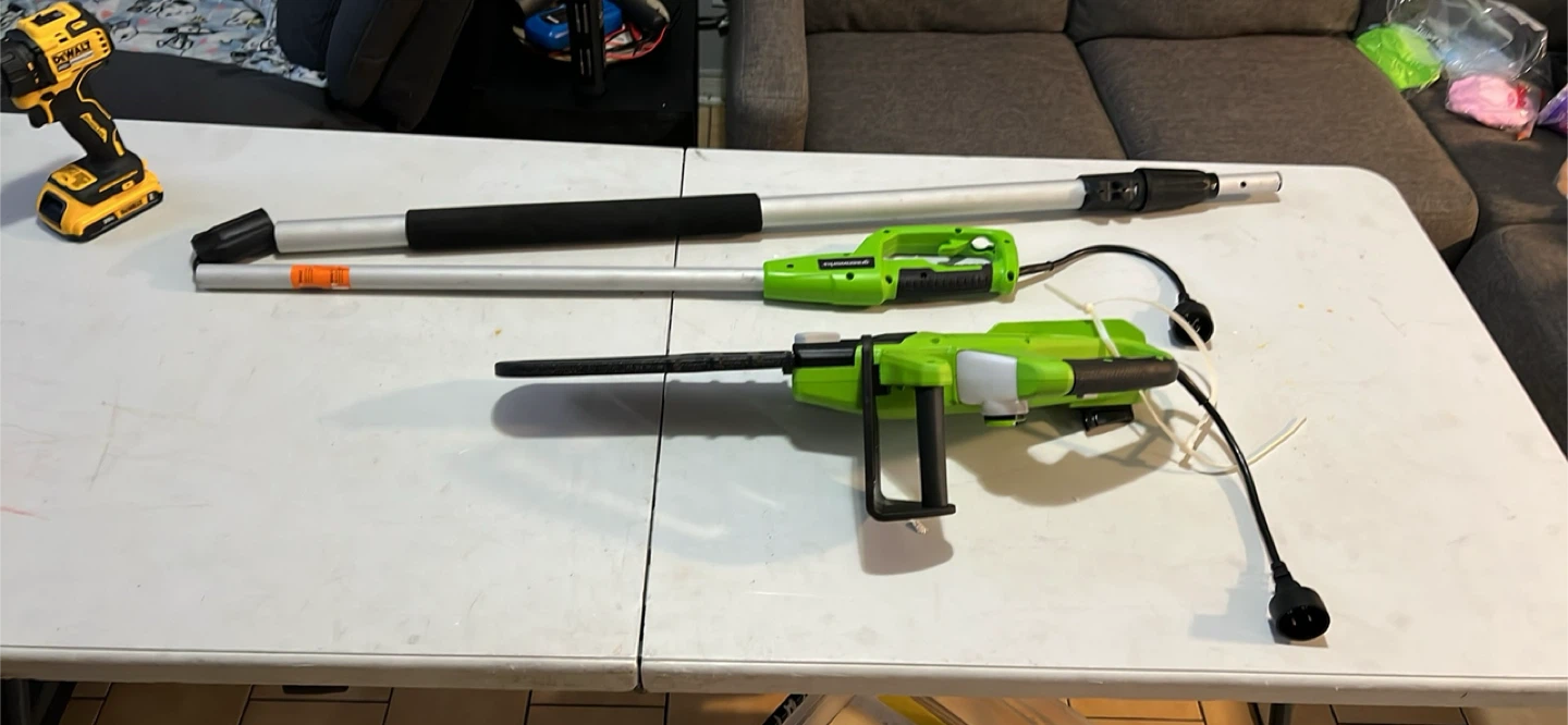 Greenworks 7-Amp 10" Corded 2-in-1 Pole Saw / Chainsaw - photo 2