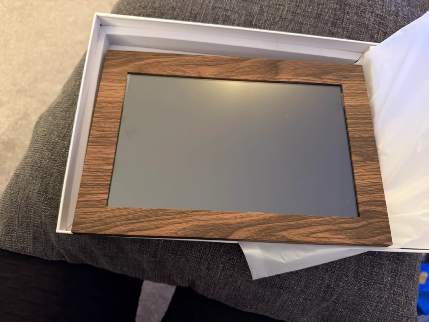 Digital Photo Frame - 10.1 inch HD Touch Screen - photo 2
