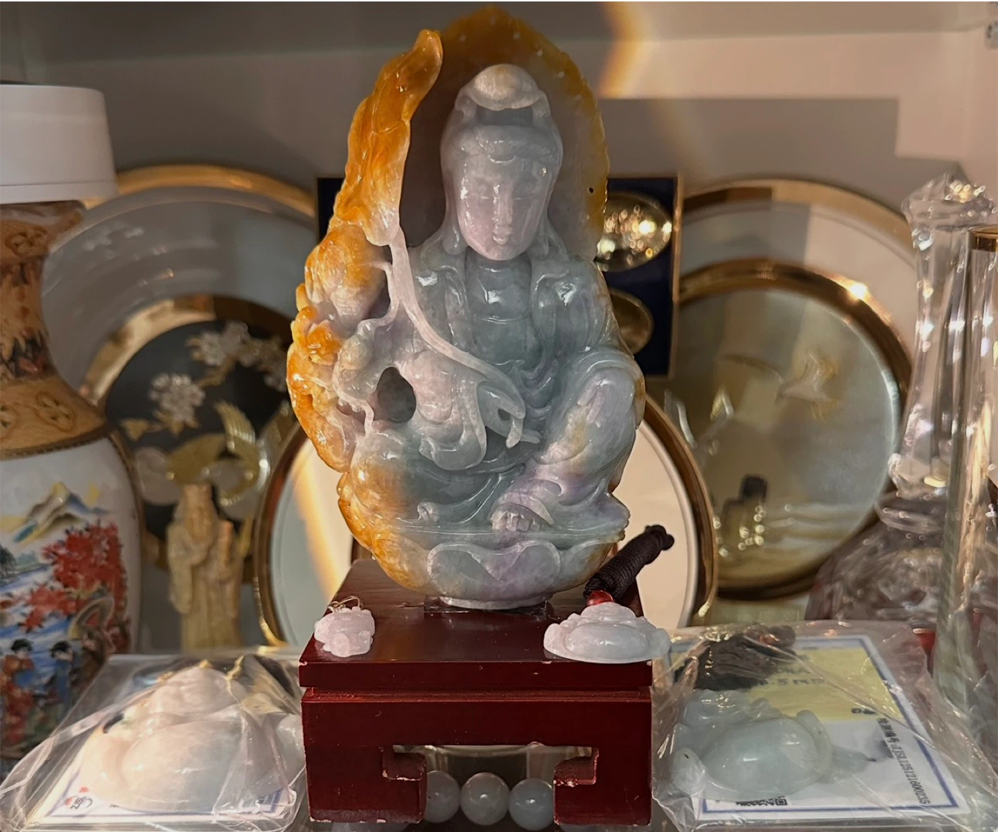 Jade Carved Statue of Bodhisattva Kwan Yin