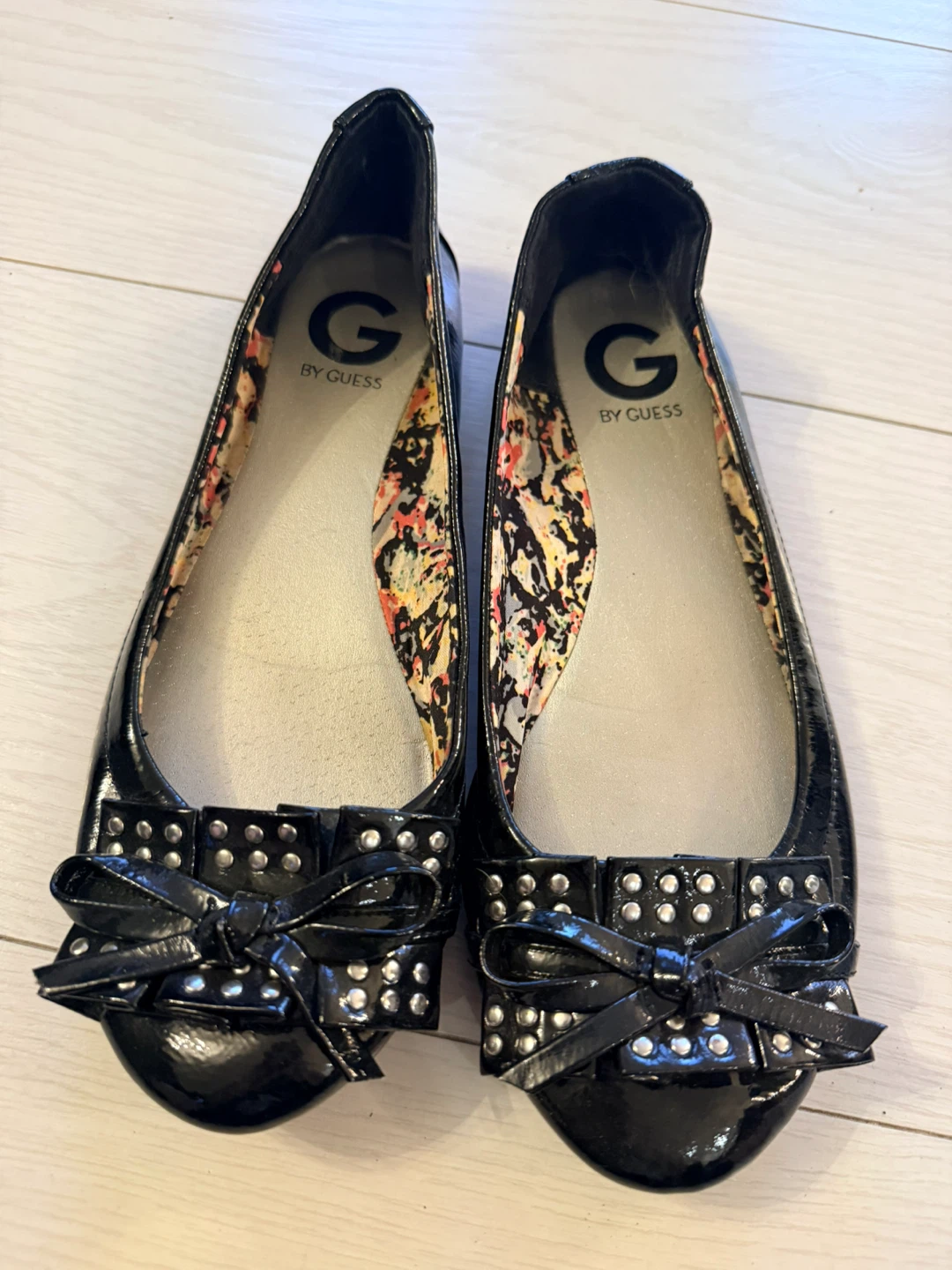 G by Guess Black Patent Ballet Flats with Studs - Size 7