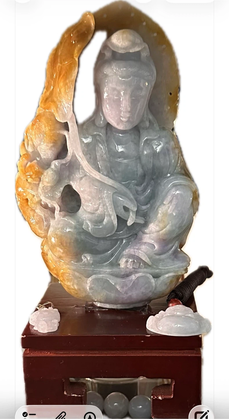 Jade Carved Statue of Bodhisattva Kwan Yin - photo 2