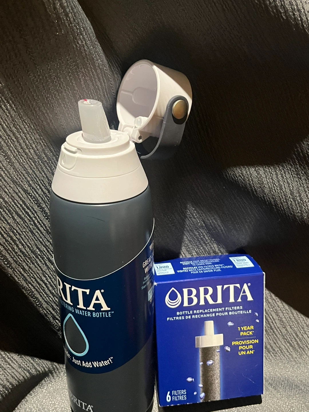 Brita Premium Filtering Water Bottle with 6 Replacement Filters - photo 2