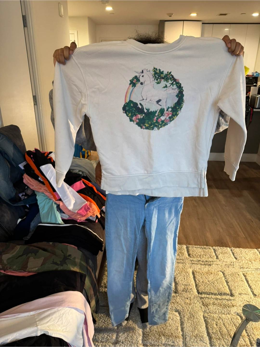 White Unicorn Graphic Sweatshirt - photo 2