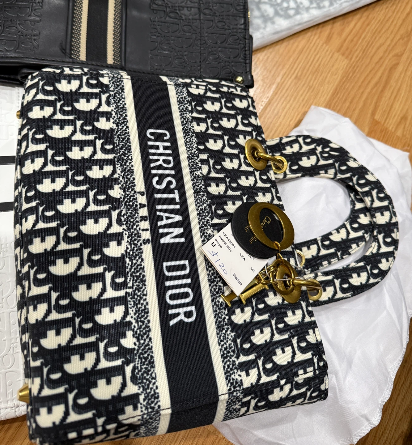 Handbag