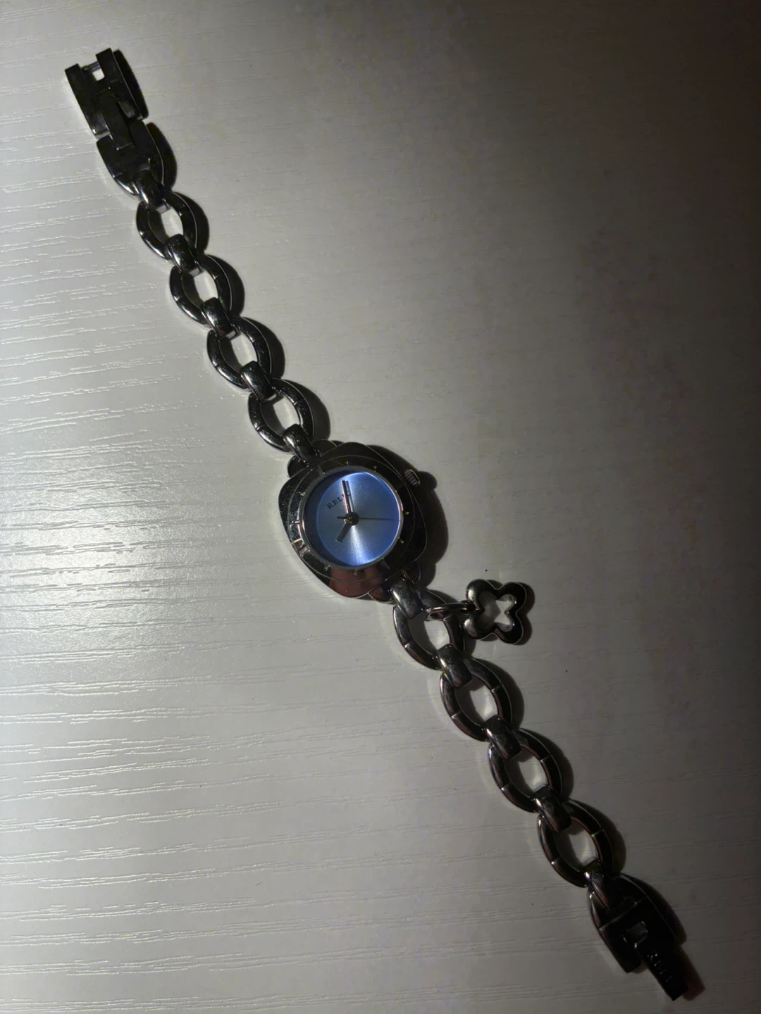 Relic Women's Silver Tone Blue Dial Bracelet Watch - photo 2