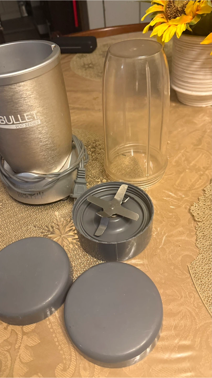 NutriBullet 900 Series Blender - photo 3