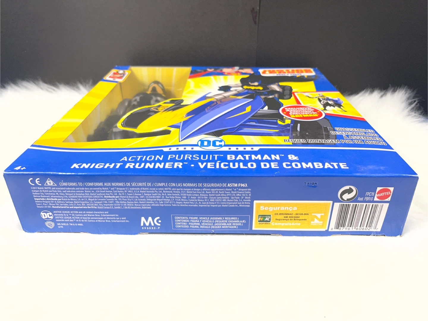 Justice League Action Batman & Knight Runner Vehicle Playset - photo 4
