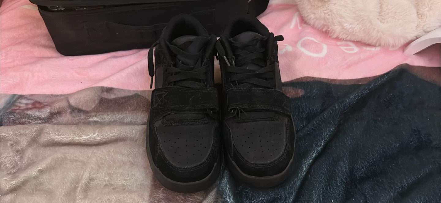Travis Scott all black jump man jack