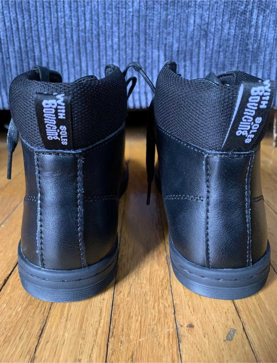 BNIB Dr. Martens - size 8 - photo 3