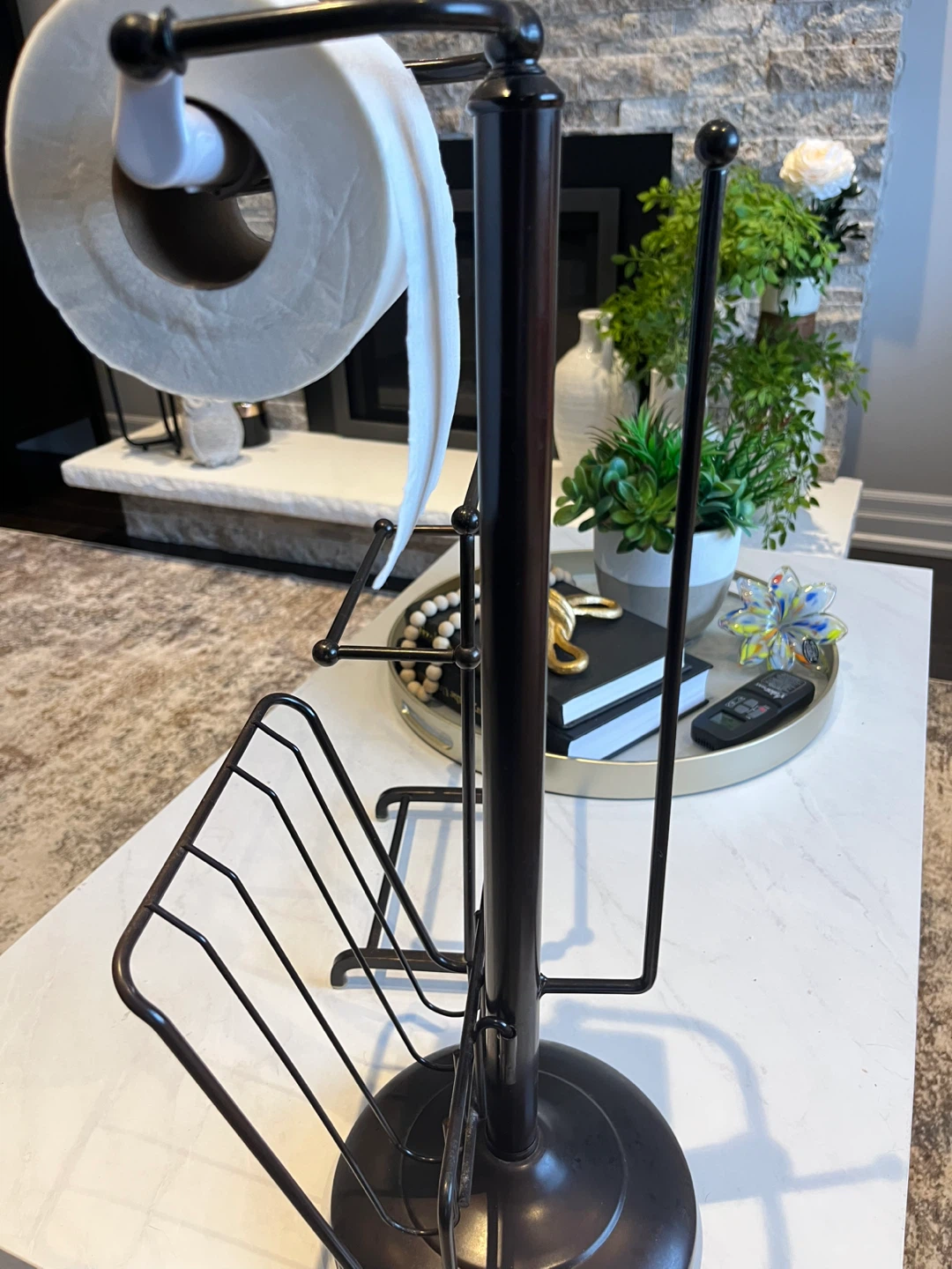 Metal Toilet Paper Rack and hand towel holder - photo 2