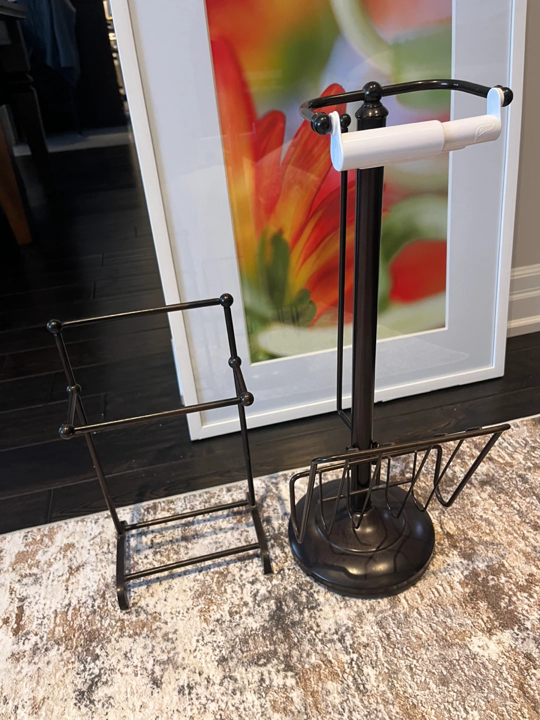 Metal Toilet Paper Rack and hand towel holder
