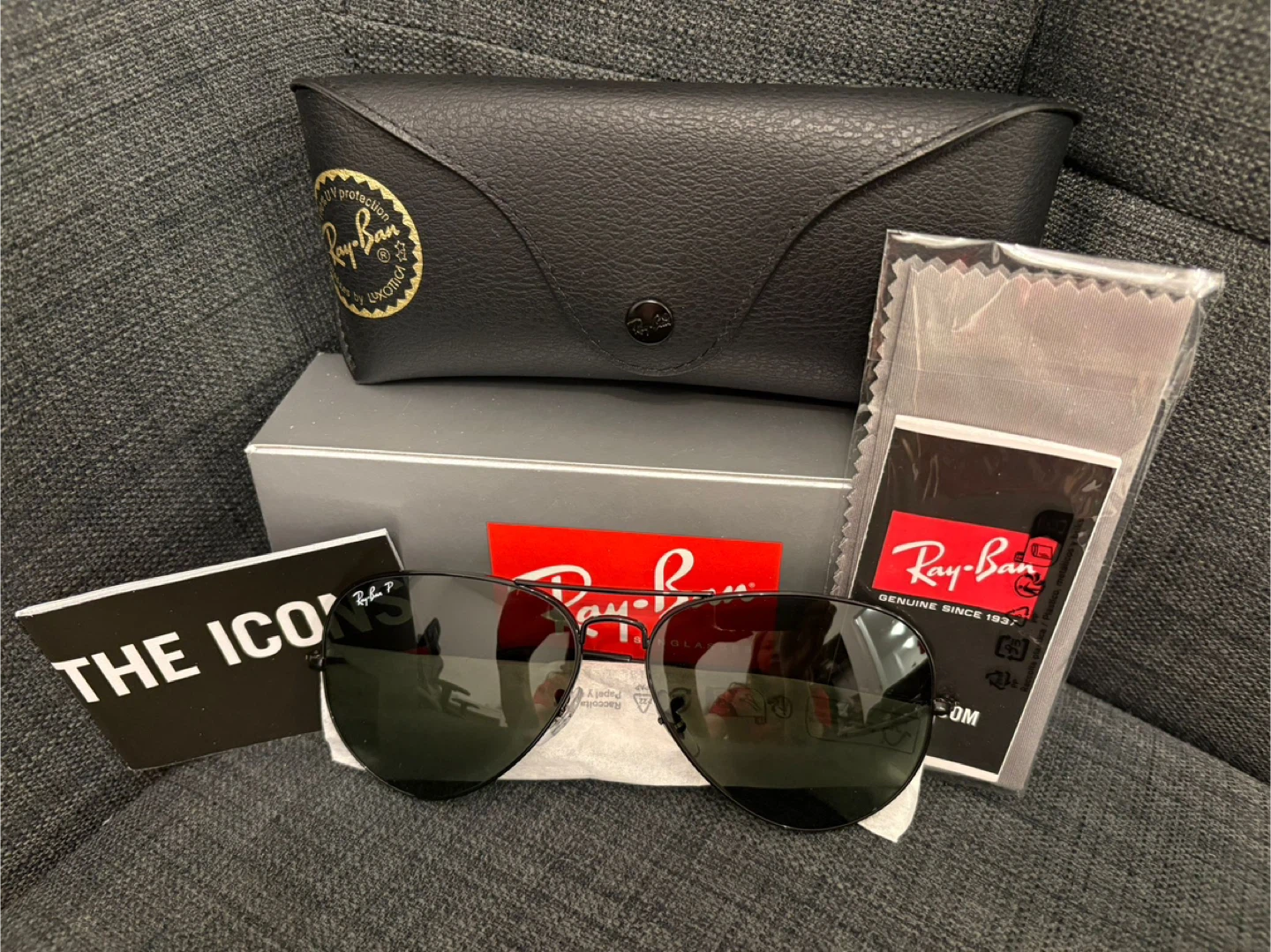 Ray-Ban RB3025 Aviator Large Metal Sunglasses