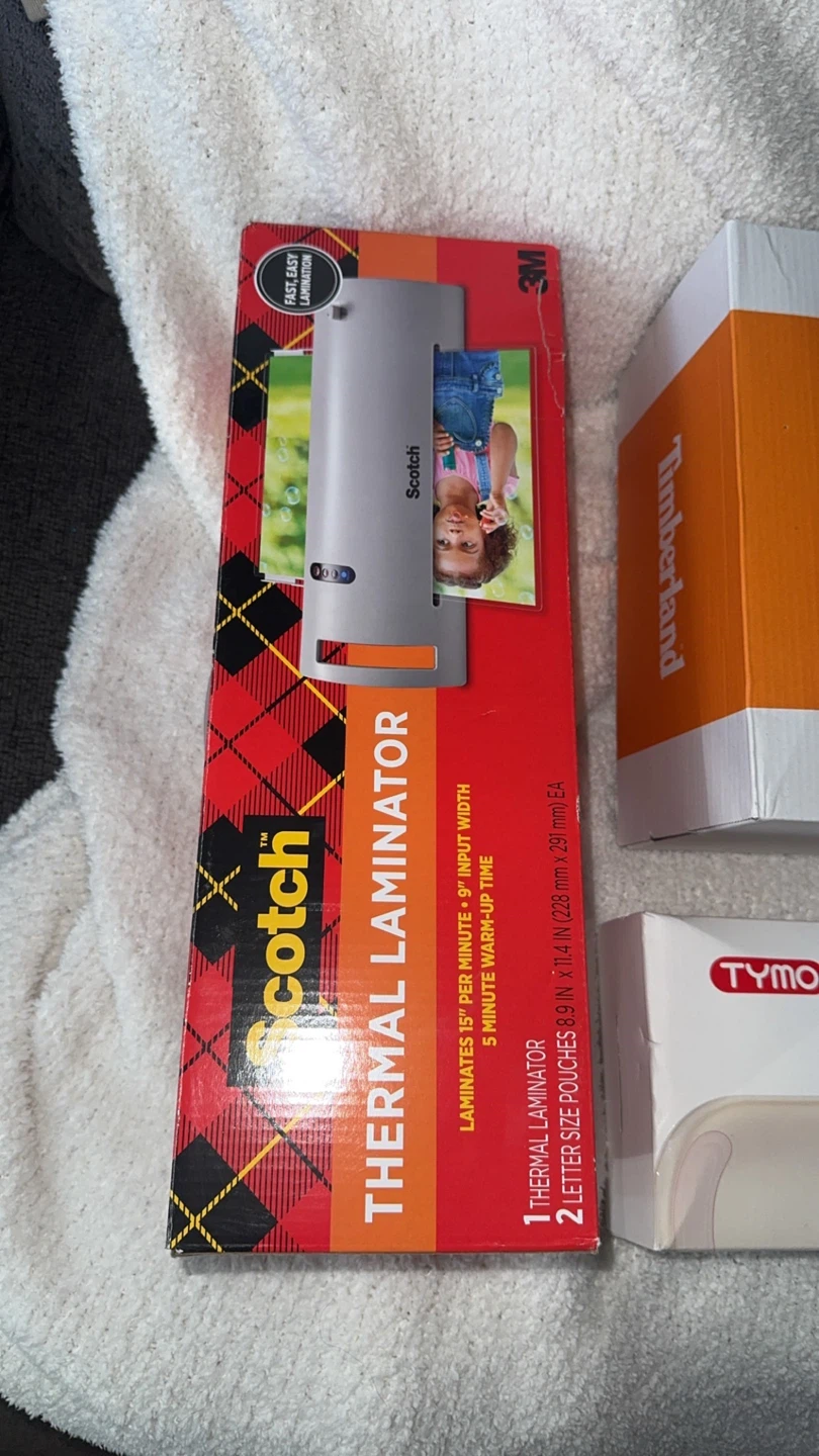 Scotch Thermal Laminator with 2 Letter Size Pouches