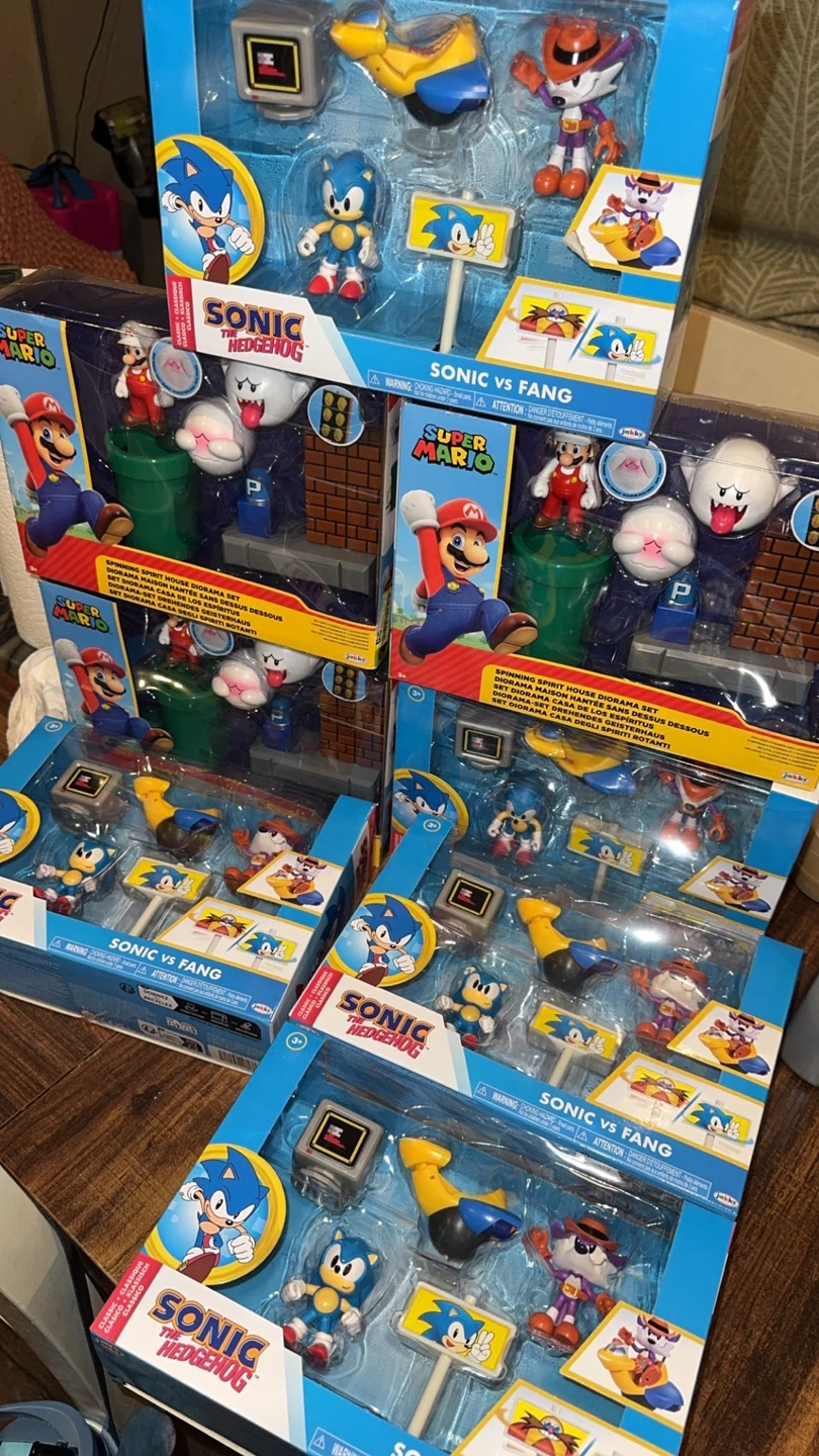 Sonic the Hedgehog vs Fang Action Figure Set