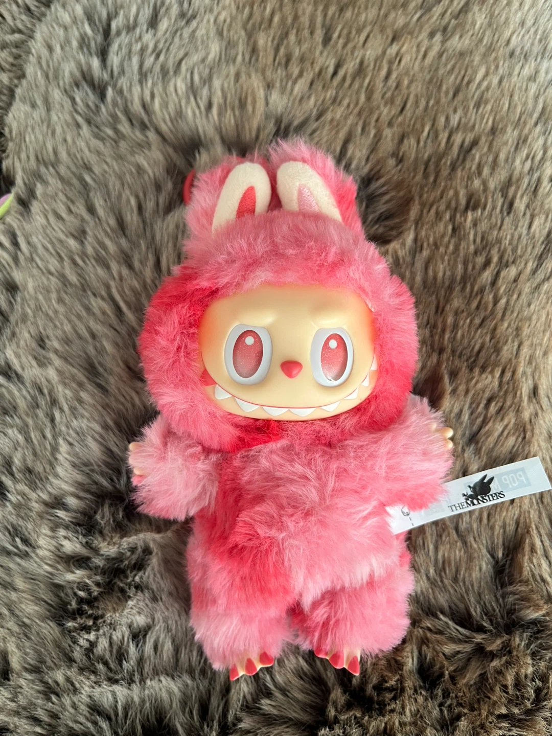 Labubu POP MART - photo 2