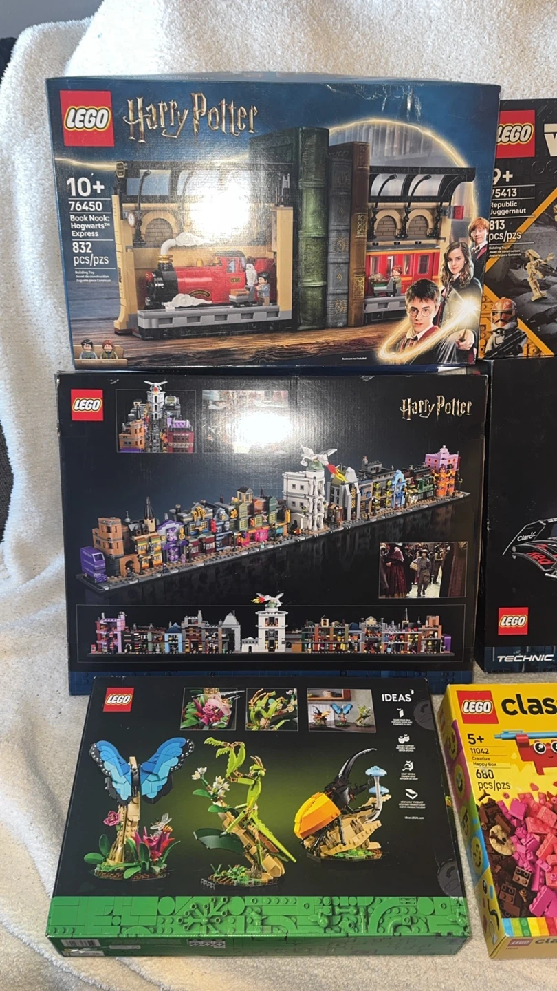 LEGO Harry Potter 76450 Book Nook: Hogwarts Express