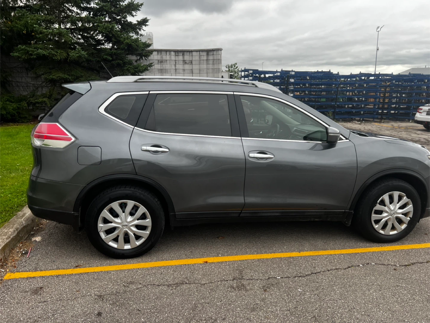 Nissan Rogue - photo 4