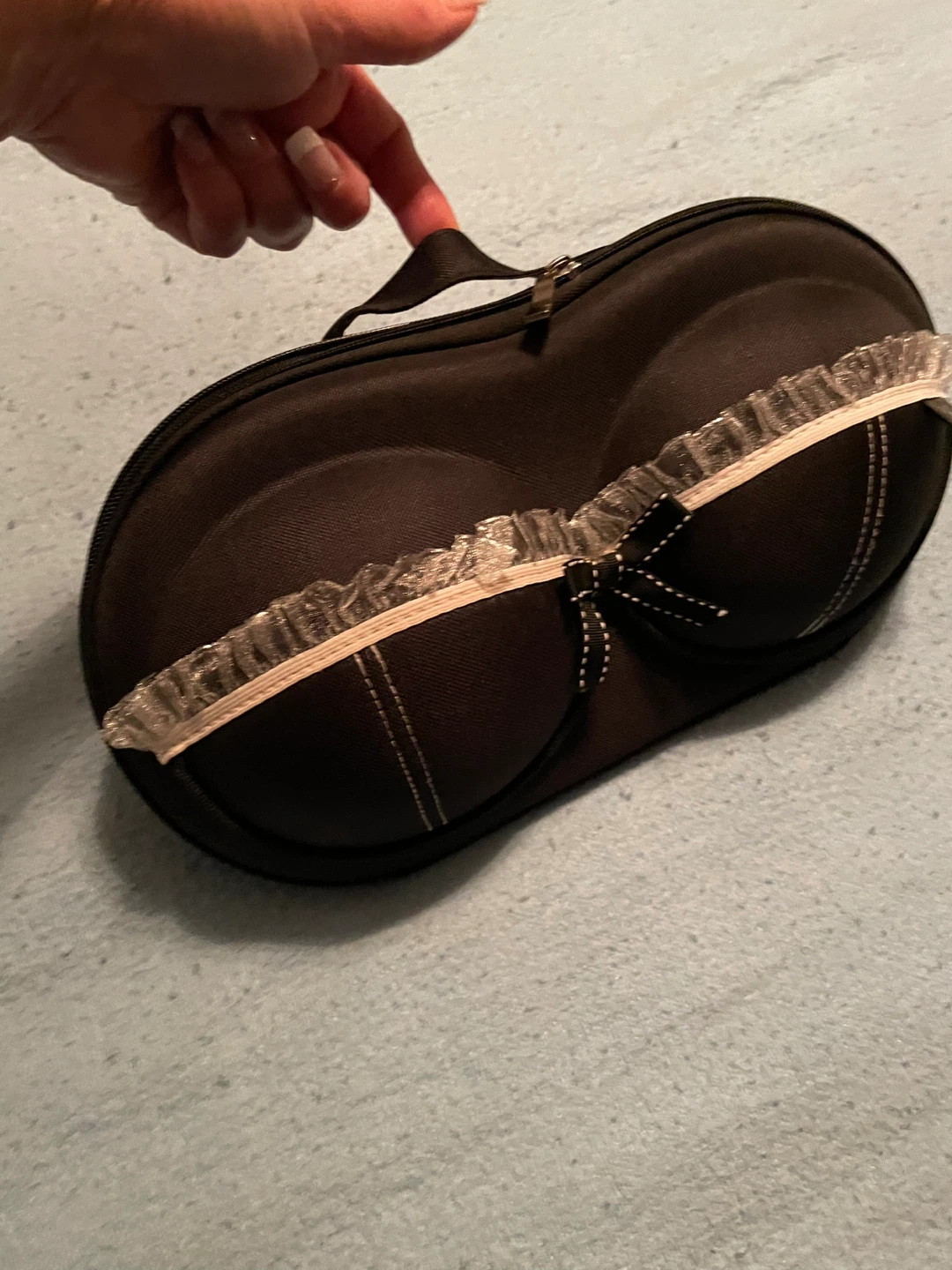 Black Bra Travel Case - photo 3