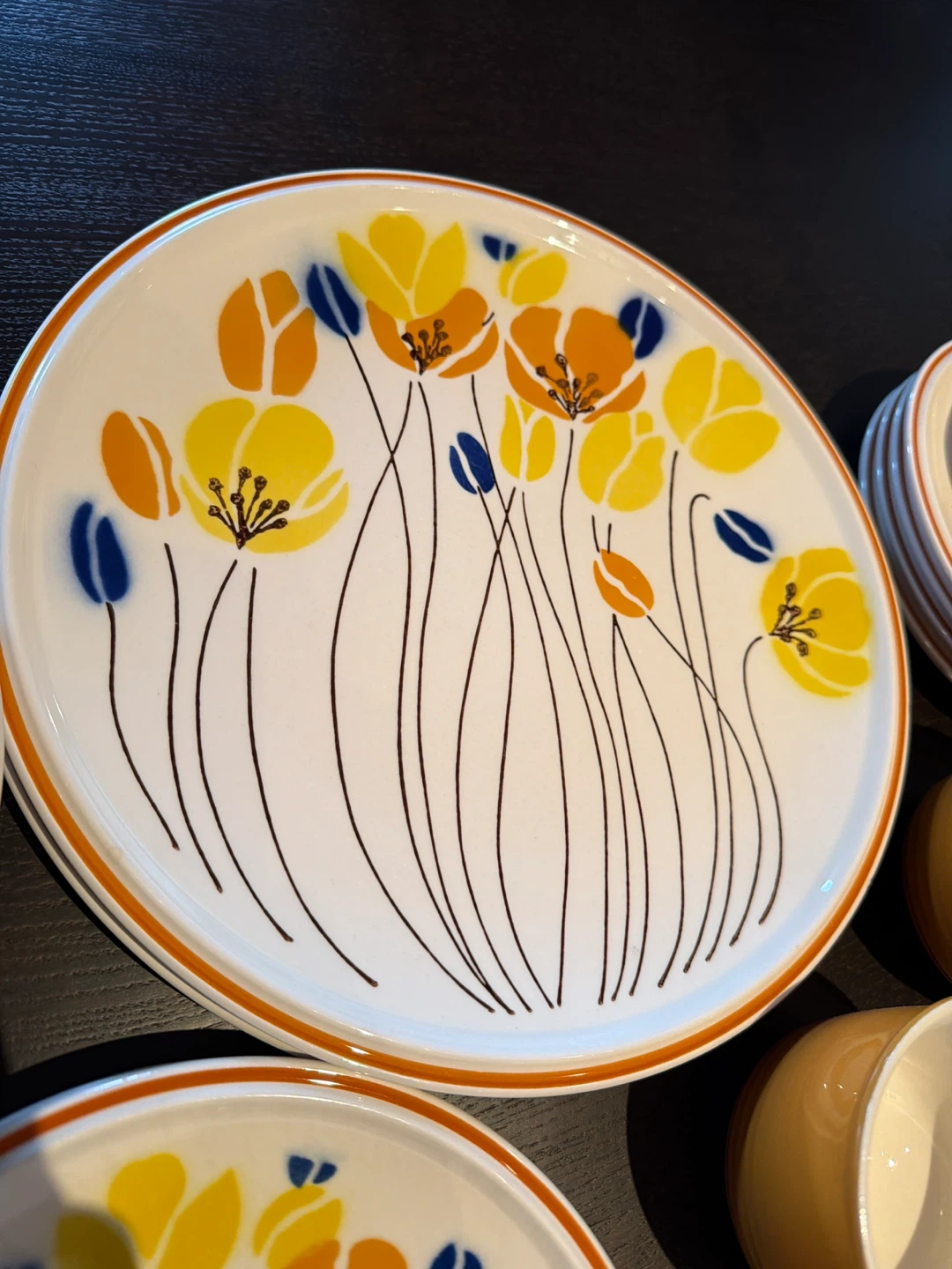 Mikasa Everfresh Tall Tulips pattern released from 1974-76 - photo 2