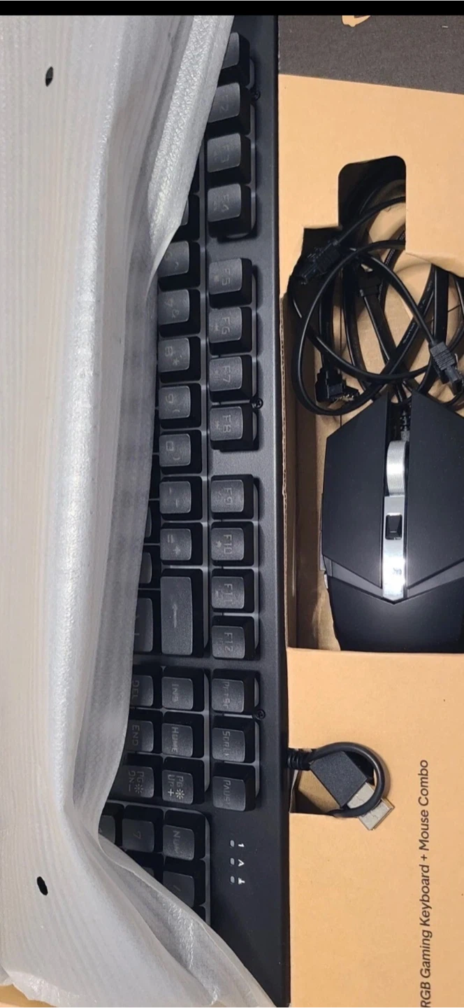 iBUYPOWER SA210 RGB Gaming Keyboard + Mouse Combo