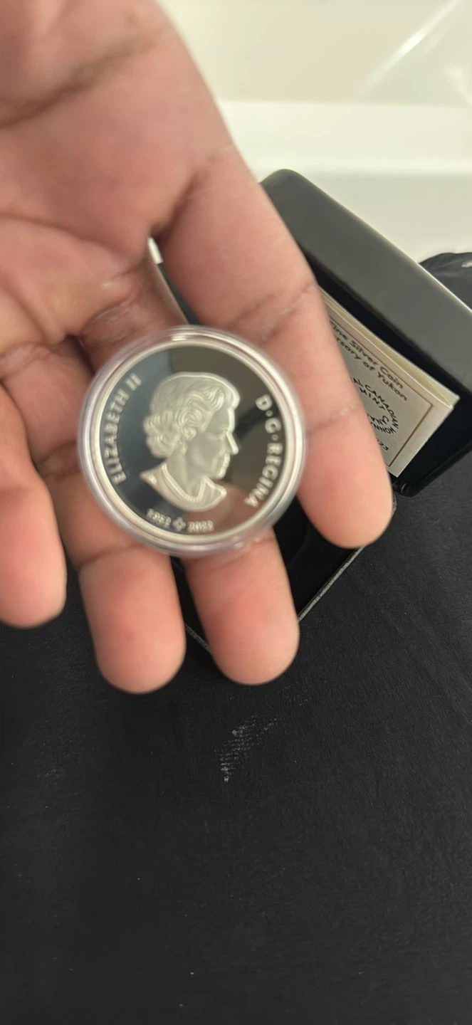 Royal Canadian Mint 2023 Yukon Anniversary Silver Coin - photo 4
