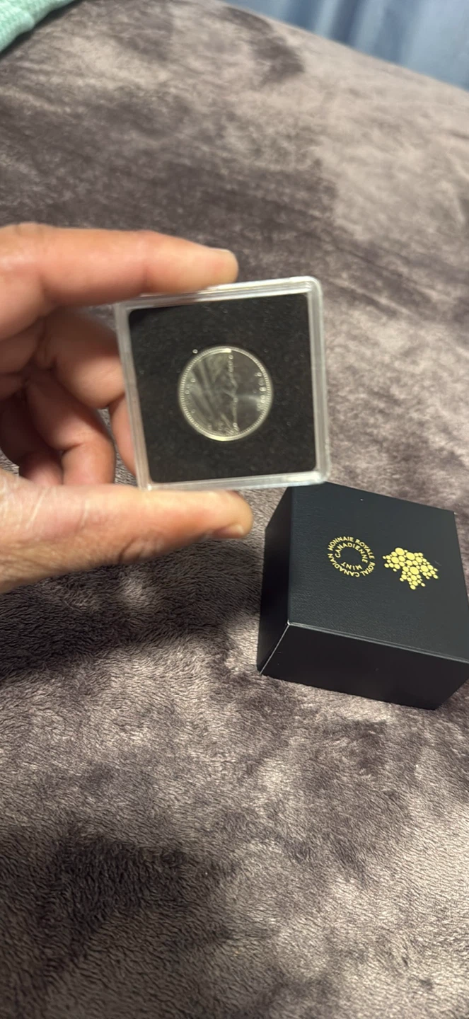 Royal Canadian Mint 2023 Yukon Anniversary Silver Coin - photo 3