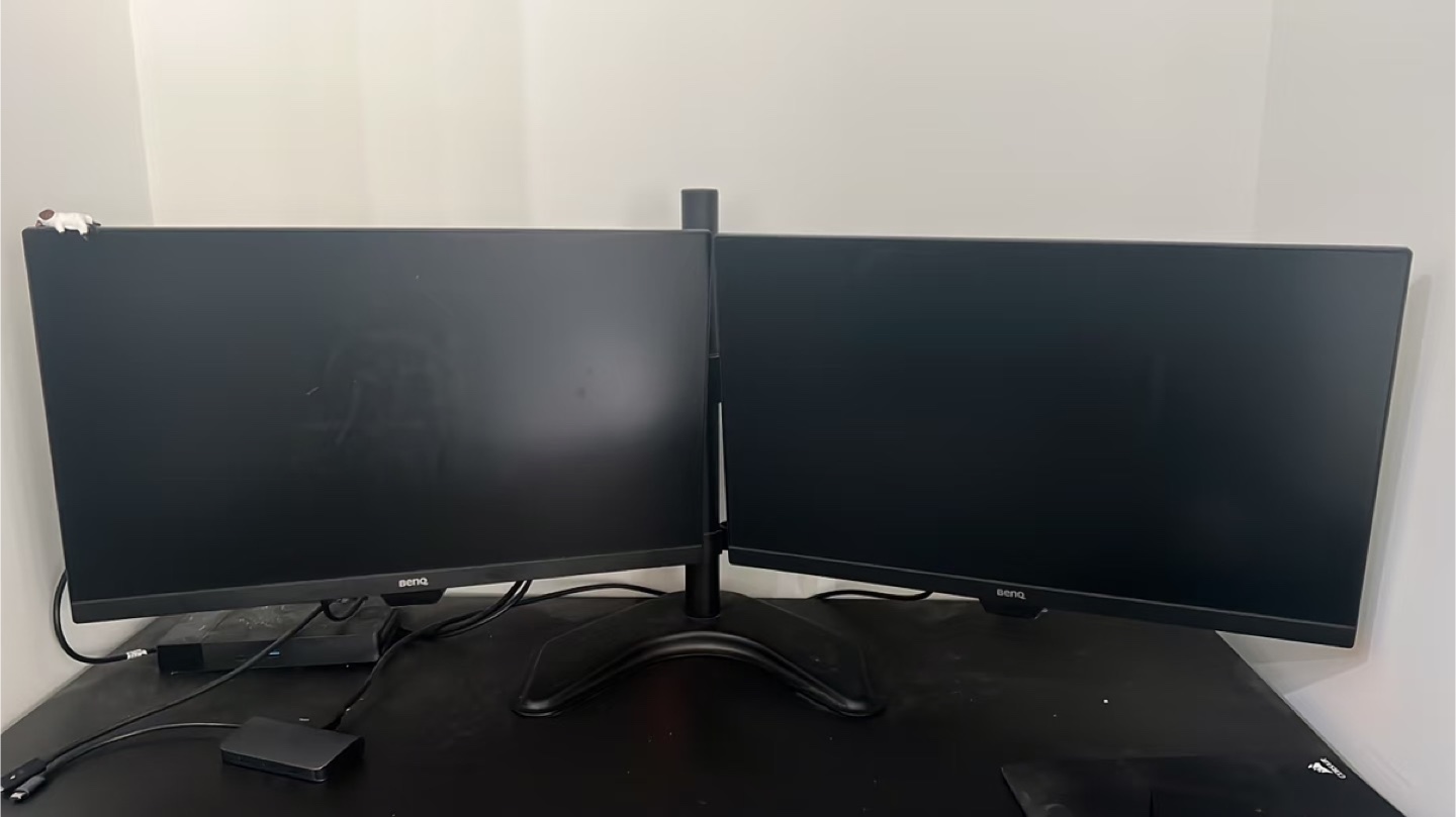 Ikea table - photo 2