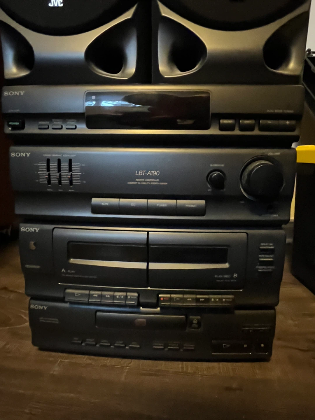 Sony LBT-A190 Stereo System with JVC SP-D301 Speakers - photo 2