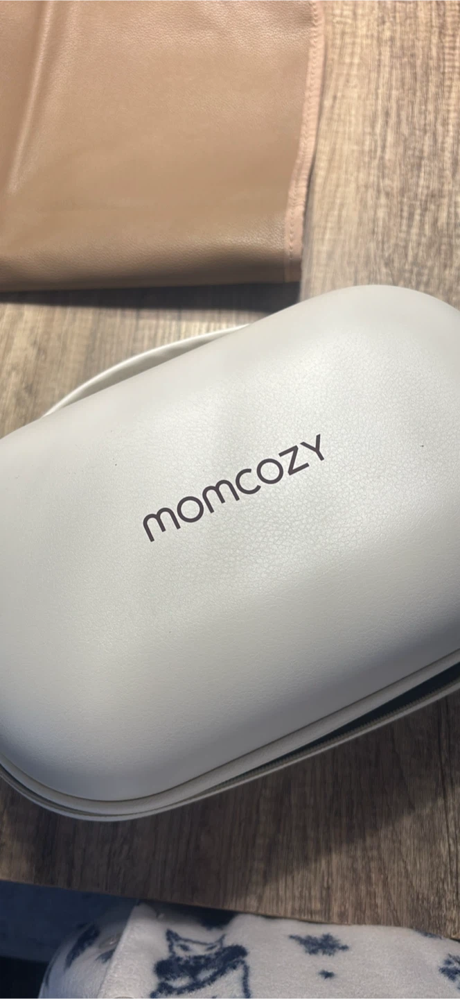 Momcozy Wearable Breast Pump