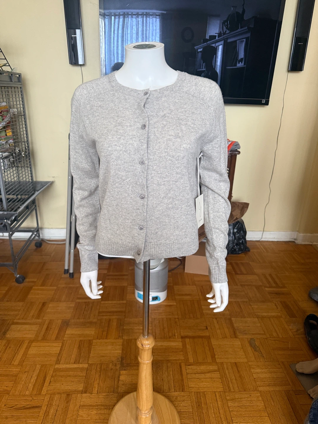 Gray Cashmere Sweater Size Medium