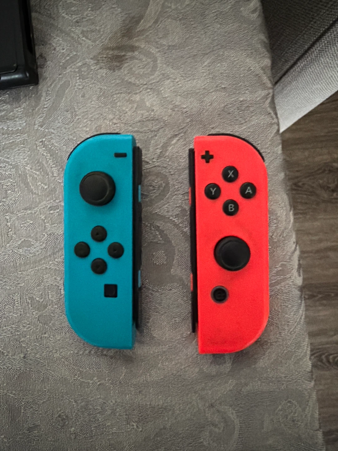 Nintendo Switch Console with Red and Blue Joy-Cons - photo 3