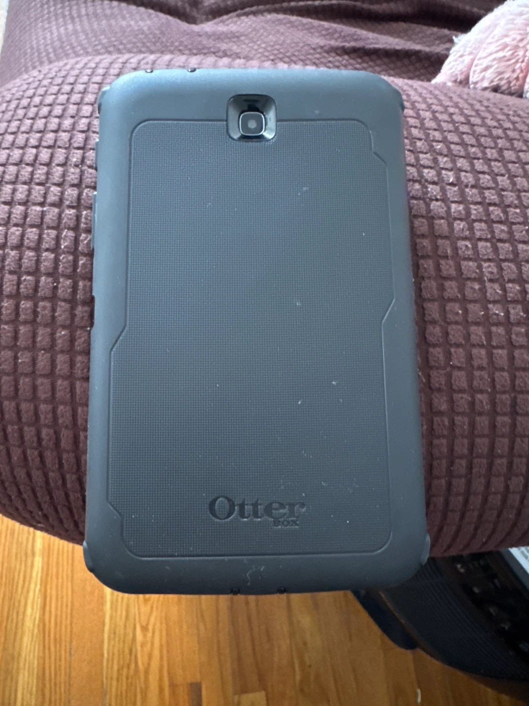 Samsung Tablet with OtterBox Case - photo 2