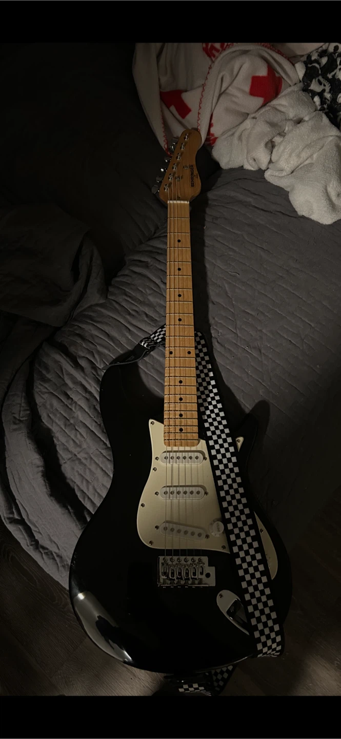 Behringer Electric Guitar with Strap